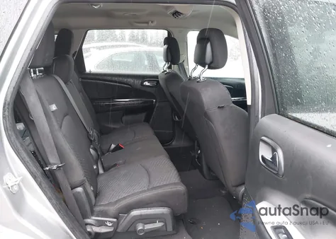 2018 Dodge Journey Sxt z USA, uszkodzony, nr VIN 3C4PDCBB5JT359335